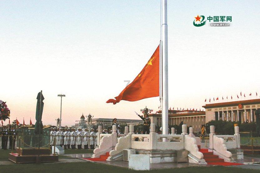 合肥一企业仓库发生火灾 消防最新通报